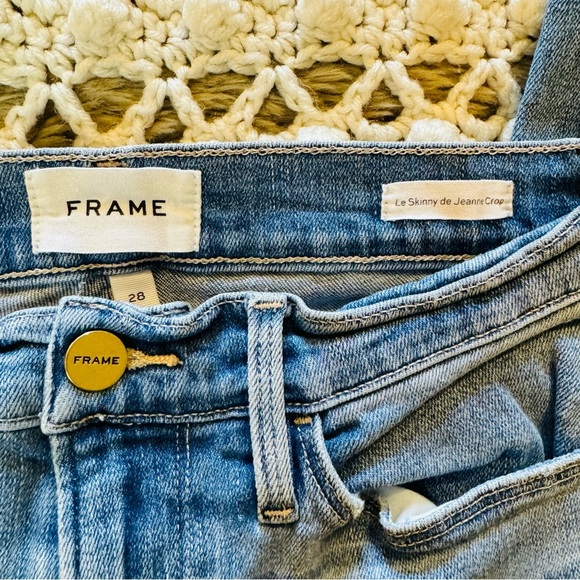Frame Denim Le Skinny de Jeanne Crop Jeans Light/Medium Wash size 28 - Picture 8 of 13